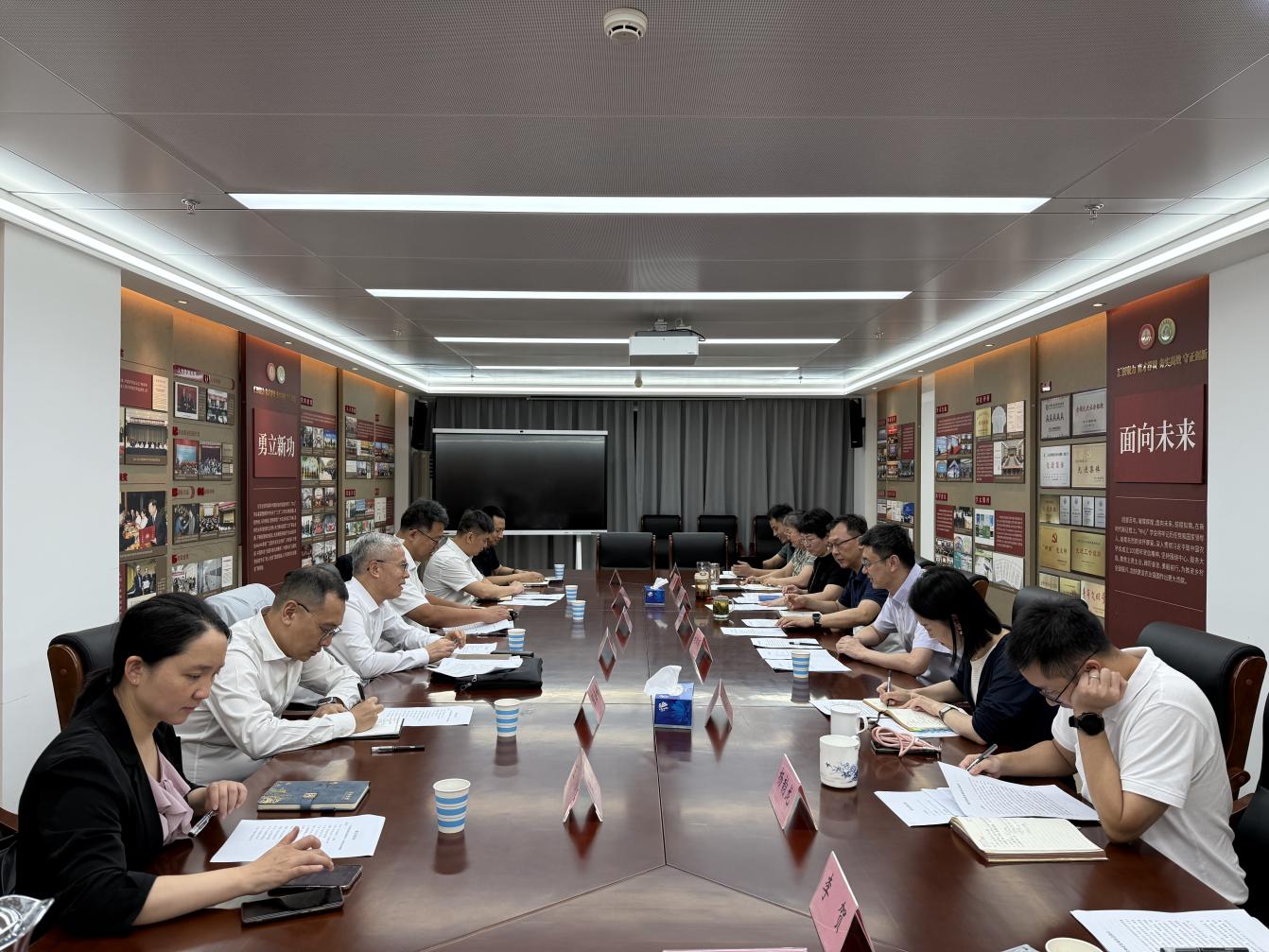 说明: 62e252e0ce67991c7aa09bb2dc05c48